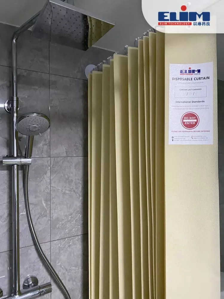 Kunnen wegwerp douchegordijnen een kosteneffectieve oplossing zijn